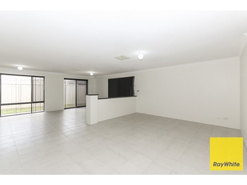 7 Bonarda Way, Caversham WA 6055