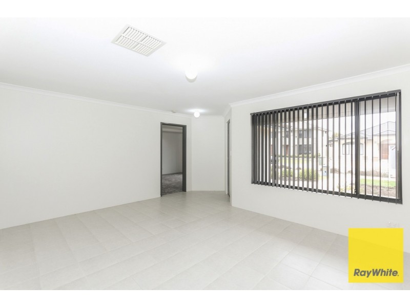 7 Bonarda Way, Caversham WA 6055