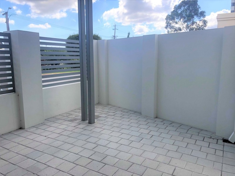 3/32 Pollard Street, Glendalough WA 6016