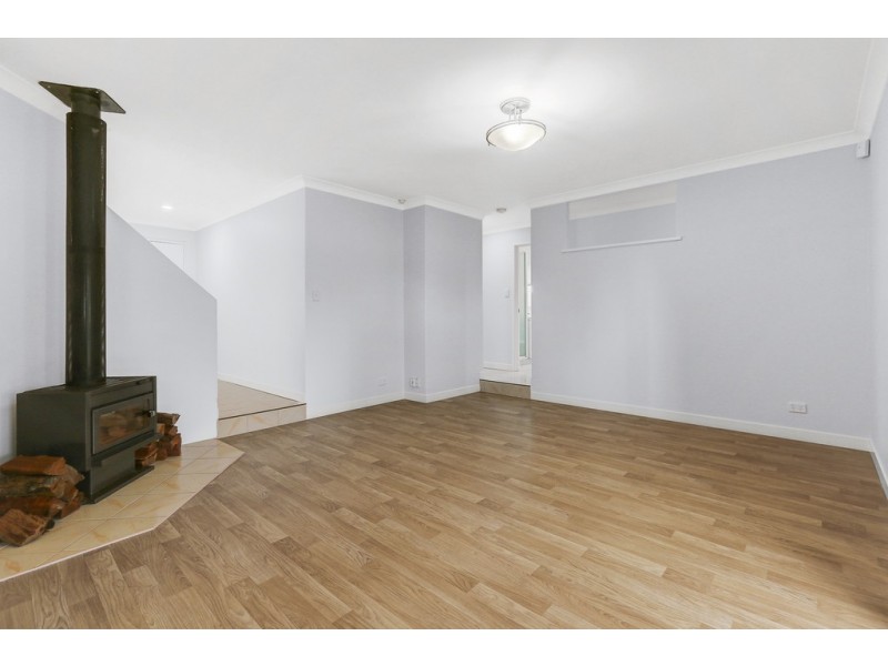 21 St Lawrence Drive, Beechboro WA 6063