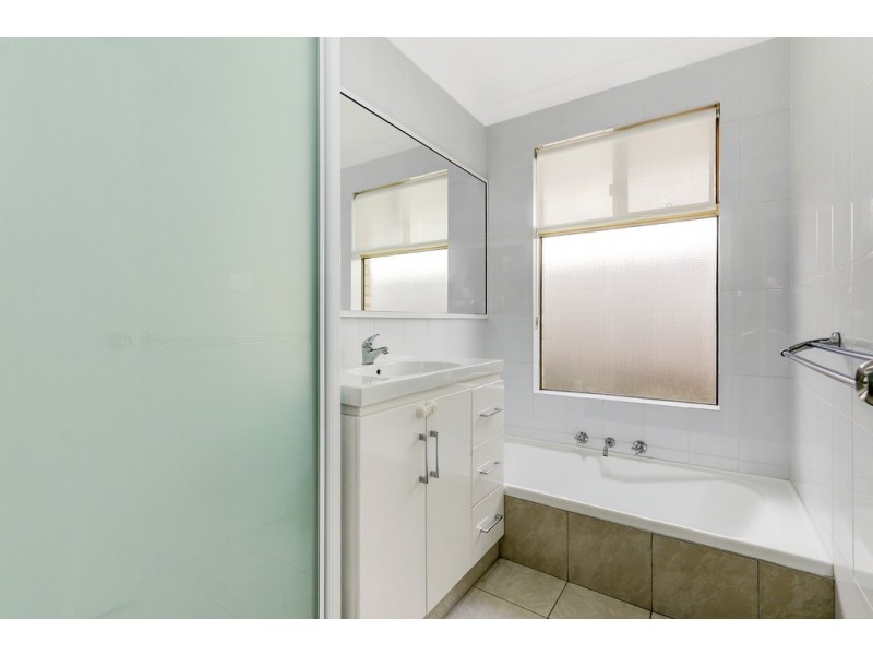 21 St Lawrence Drive, Beechboro WA 6063