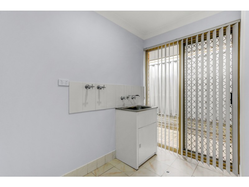 21 St Lawrence Drive, Beechboro WA 6063