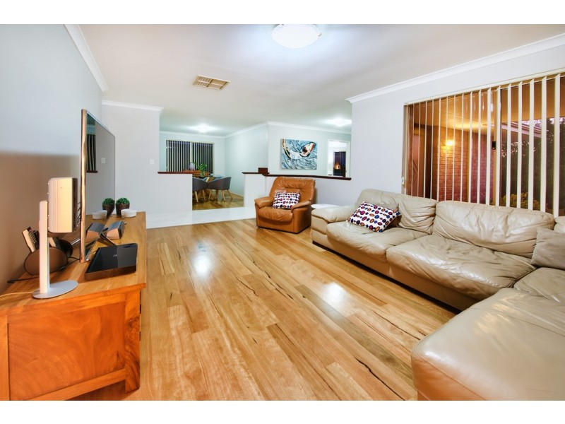 29 Englefield Retreat, Landsdale WA 6065