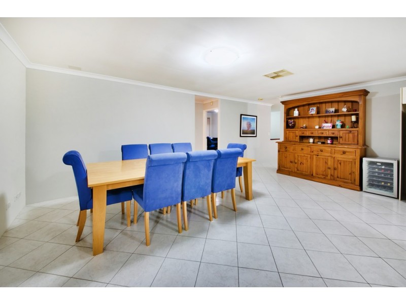 29 Englefield Retreat, Landsdale WA 6065