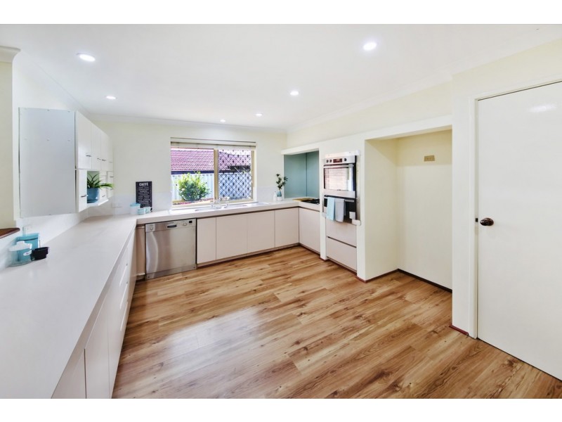 14 Rosewood Crescent, Dianella WA 6059