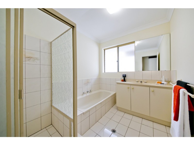 14 Rosewood Crescent, Dianella WA 6059