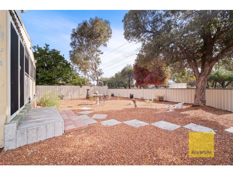 19 Altone Road, Lockridge WA 6054