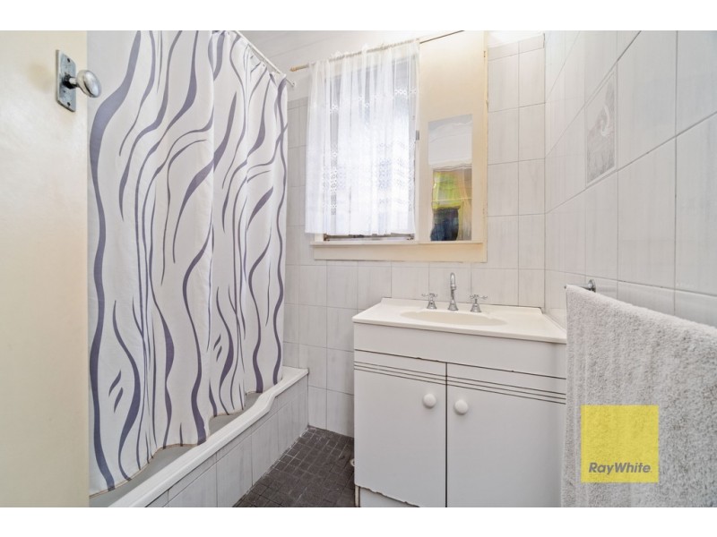 19 Altone Road, Lockridge WA 6054