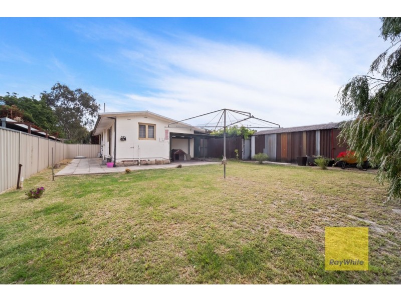 19 Altone Road, Lockridge WA 6054