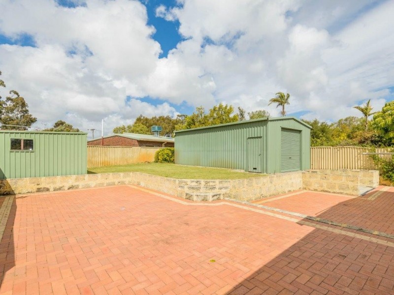 12 Jervois St, Dianella WA 6059