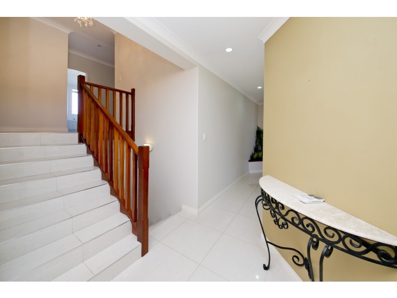 7 Rome Court, Dianella WA 6059