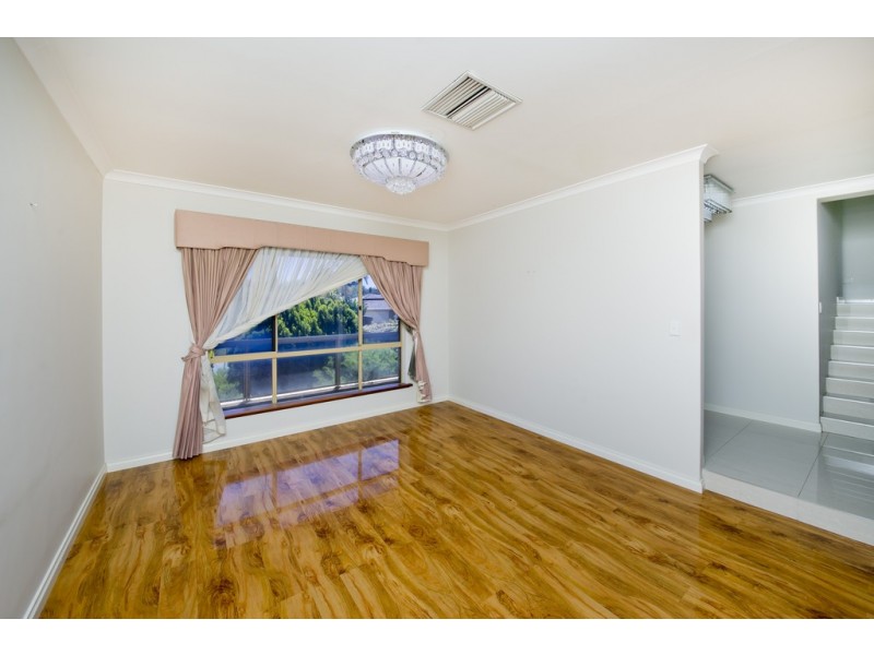 7 Rome Court, Dianella WA 6059