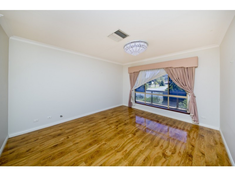 7 Rome Court, Dianella WA 6059