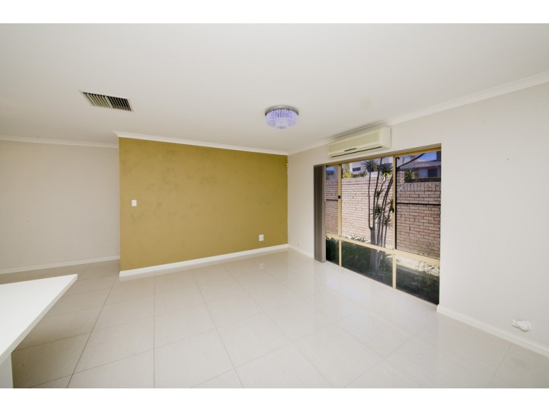7 Rome Court, Dianella WA 6059