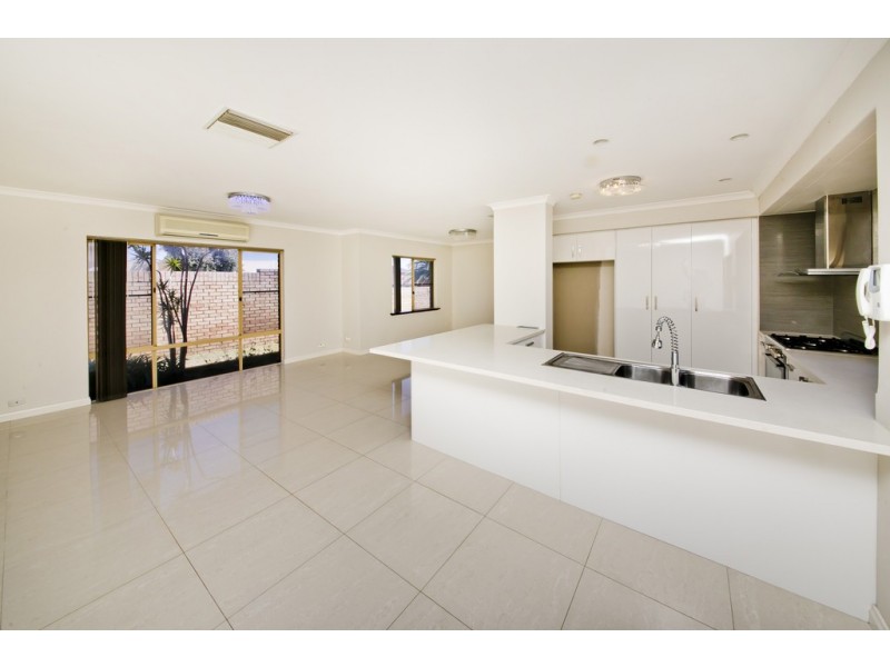 7 Rome Court, Dianella WA 6059