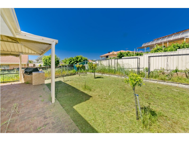 7 Rome Court, Dianella WA 6059