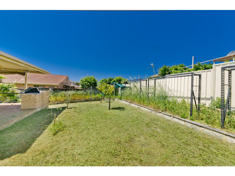 7 Rome Court, Dianella WA 6059