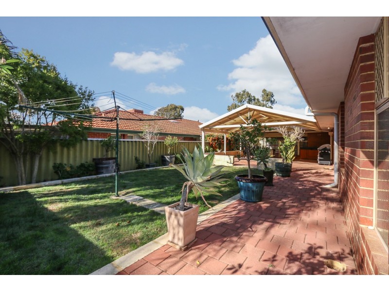 21 Penlea Glade, Kiara WA 6054