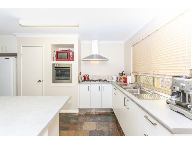 21 Penlea Glade, Kiara WA 6054