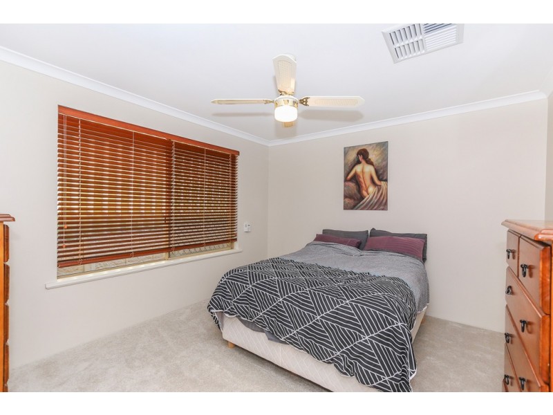 21 Penlea Glade, Kiara WA 6054