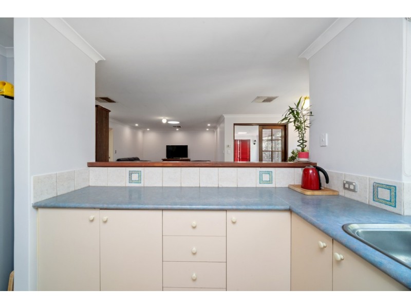 8 Success Road, Bassendean WA 6054