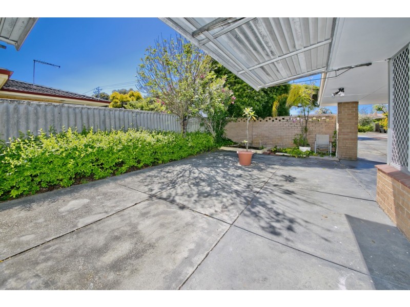 17 Glover Street, Dianella WA 6059