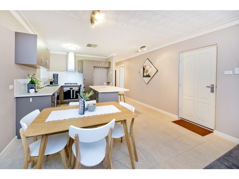 17 Glover Street, Dianella WA 6059