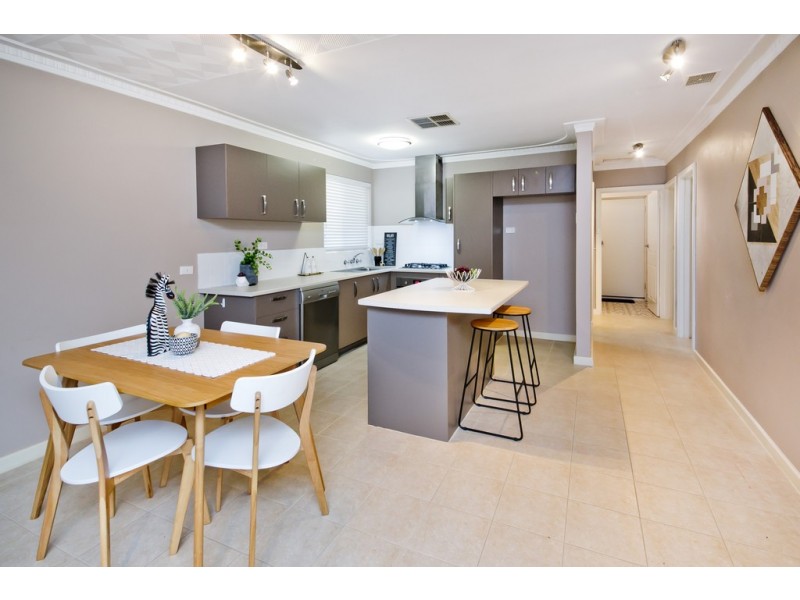 17 Glover Street, Dianella WA 6059