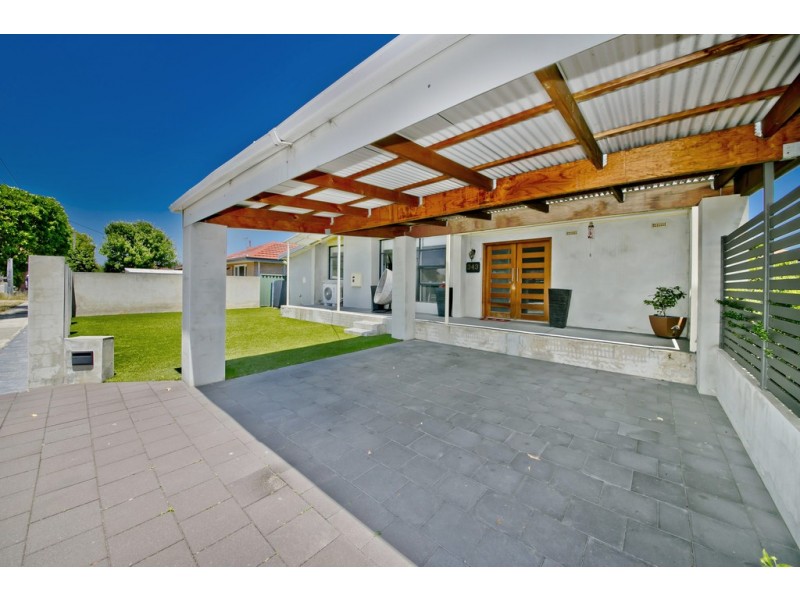 343 The Strand, Dianella WA 6059