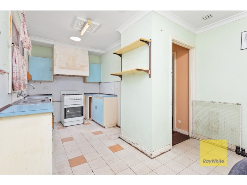 90 Rosher Road, Lockridge WA 6054