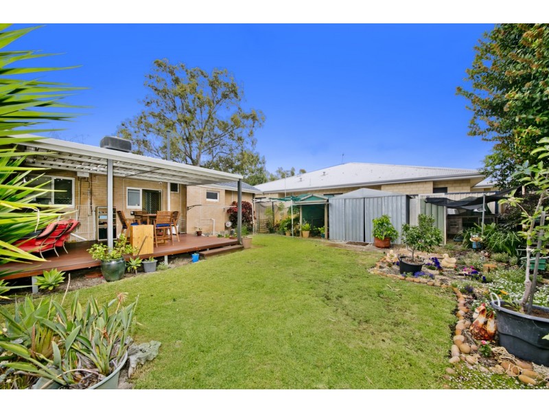 99 Howes Crescent, Dianella WA 6059