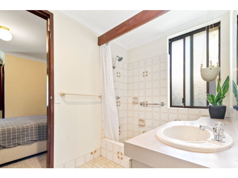 31 Littlemore Way, Eden Hill WA 6054