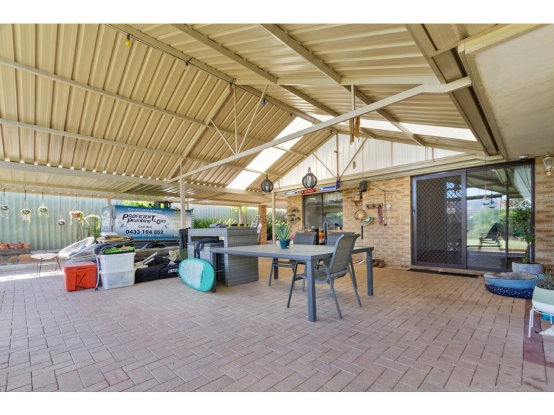 31 Littlemore Way, Eden Hill WA 6054