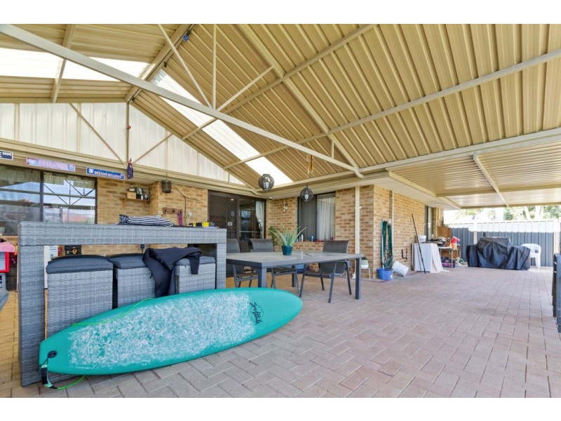 31 Littlemore Way, Eden Hill WA 6054