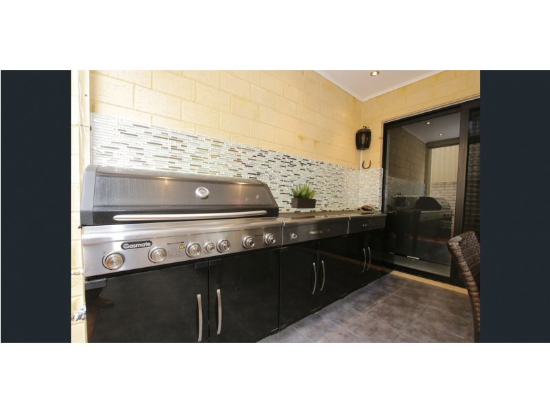 3/8 Palmer Place, Embleton WA 6062