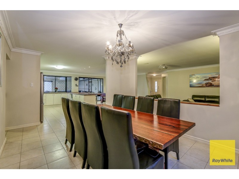 8 Donvale Court, Landsdale WA 6065