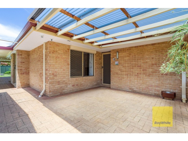 14 Teviot Place, Beechboro WA 6063