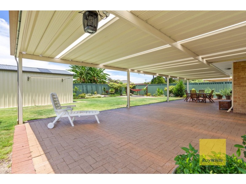 14 Teviot Place, Beechboro WA 6063