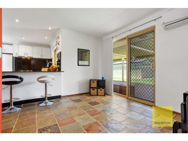 14 Teviot Place, Beechboro WA 6063