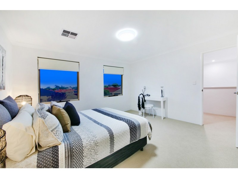 15 Vaughan Street, Dianella WA 6059