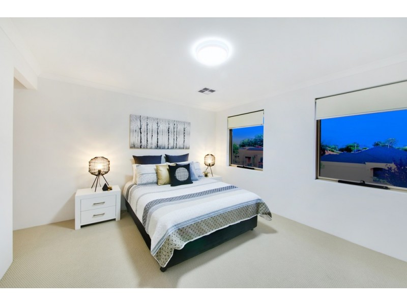 15 Vaughan Street, Dianella WA 6059