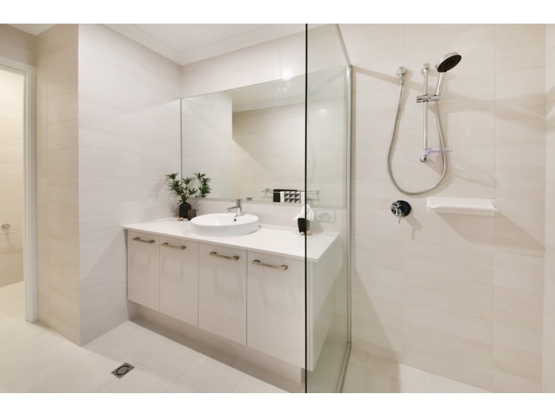 15 Vaughan Street, Dianella WA 6059