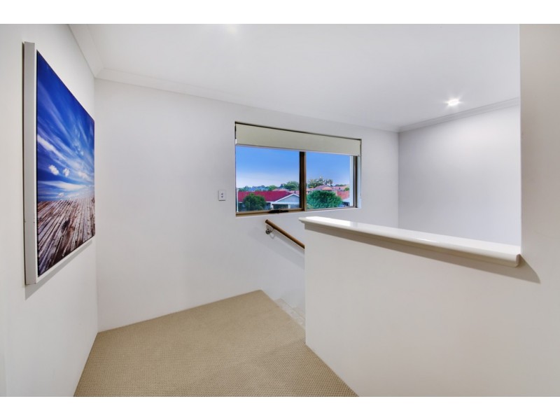 15 Vaughan Street, Dianella WA 6059