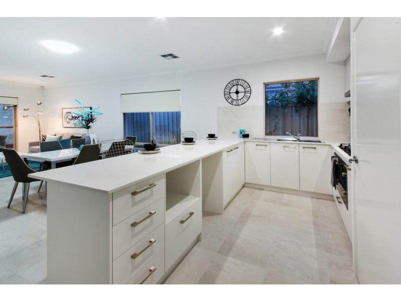 15 Vaughan Street, Dianella WA 6059