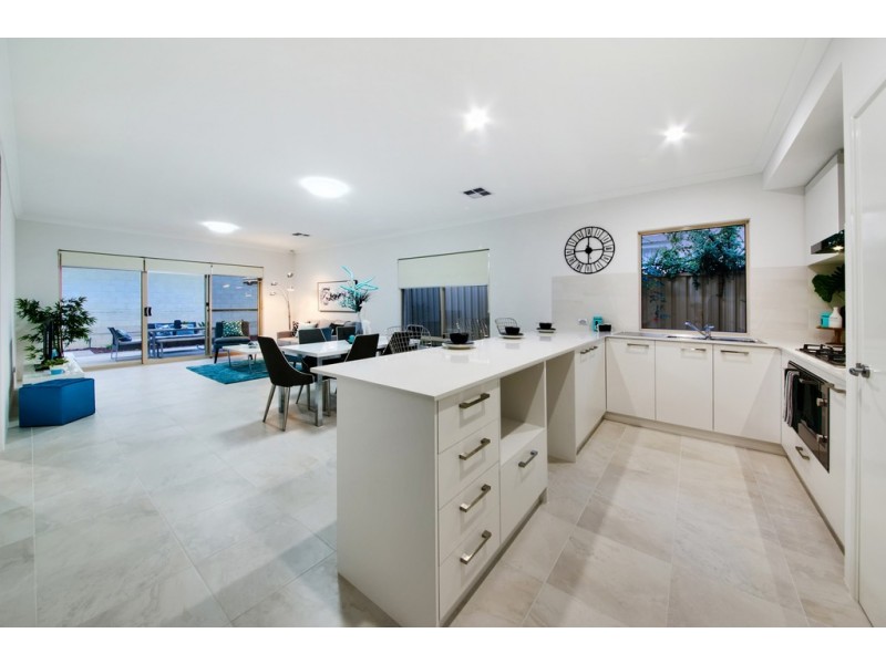 15 Vaughan Street, Dianella WA 6059