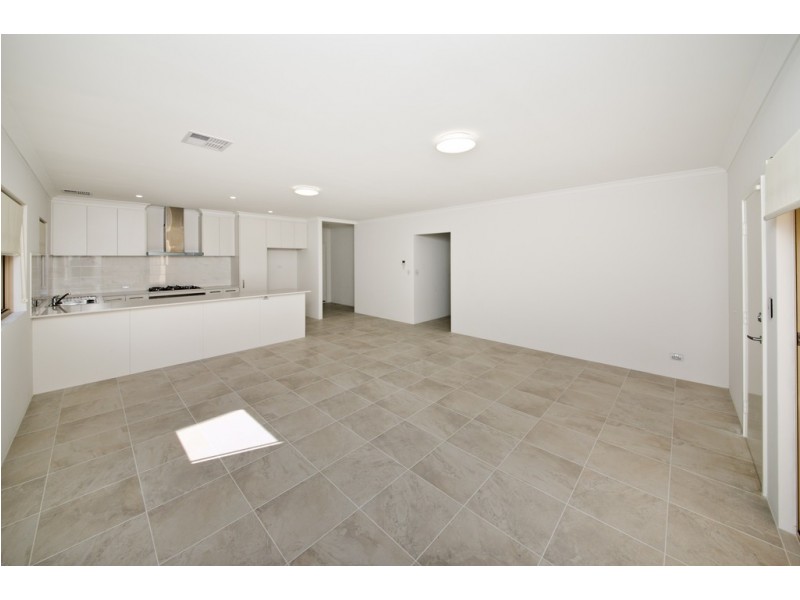 2A Avery Avenue, Dianella WA 6059