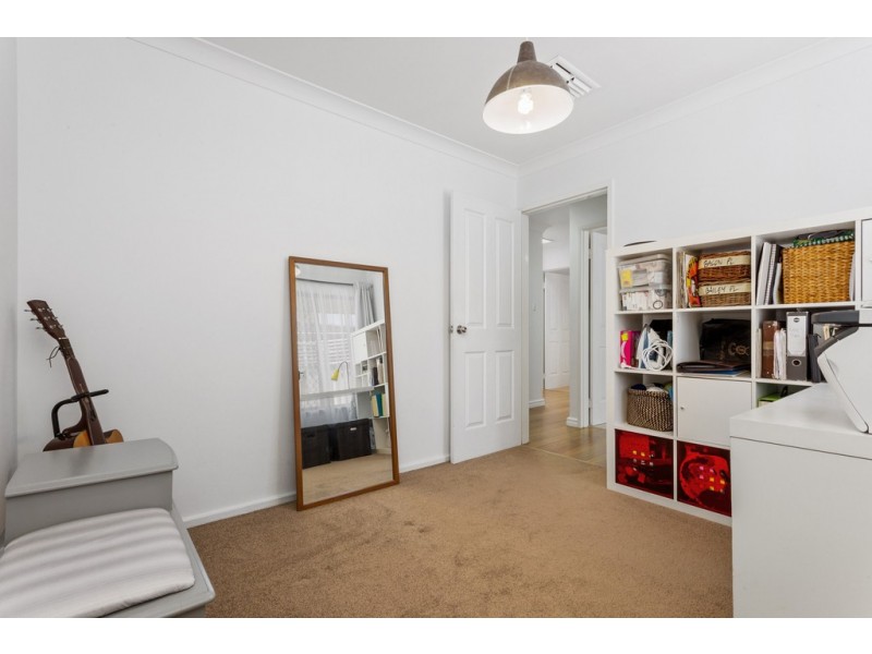 12 Bailey Place, Beechboro WA 6063