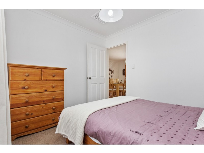 12 Bailey Place, Beechboro WA 6063