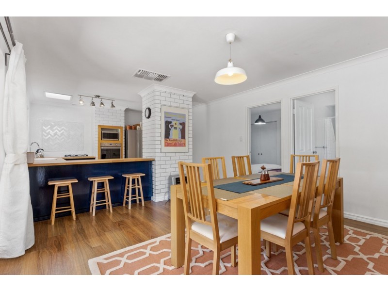 12 Bailey Place, Beechboro WA 6063