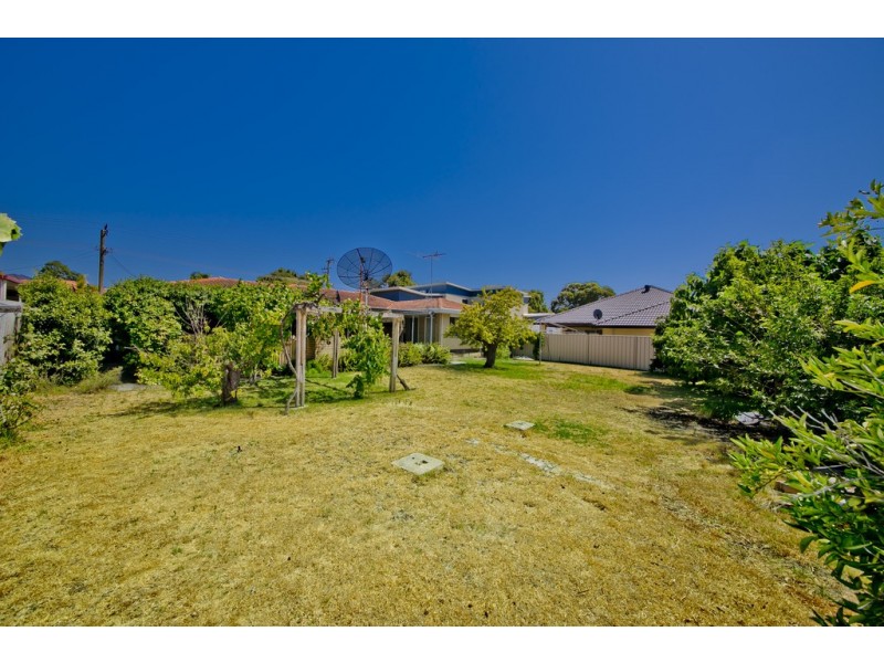 48 Oliver Street, Dianella WA 6059